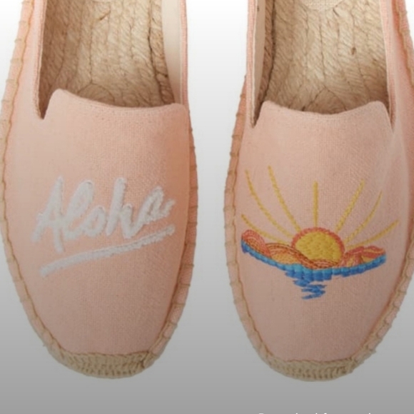 Soludos 'Aloha' Platform Espadrille Slip-Ons - Picture 6 of 7